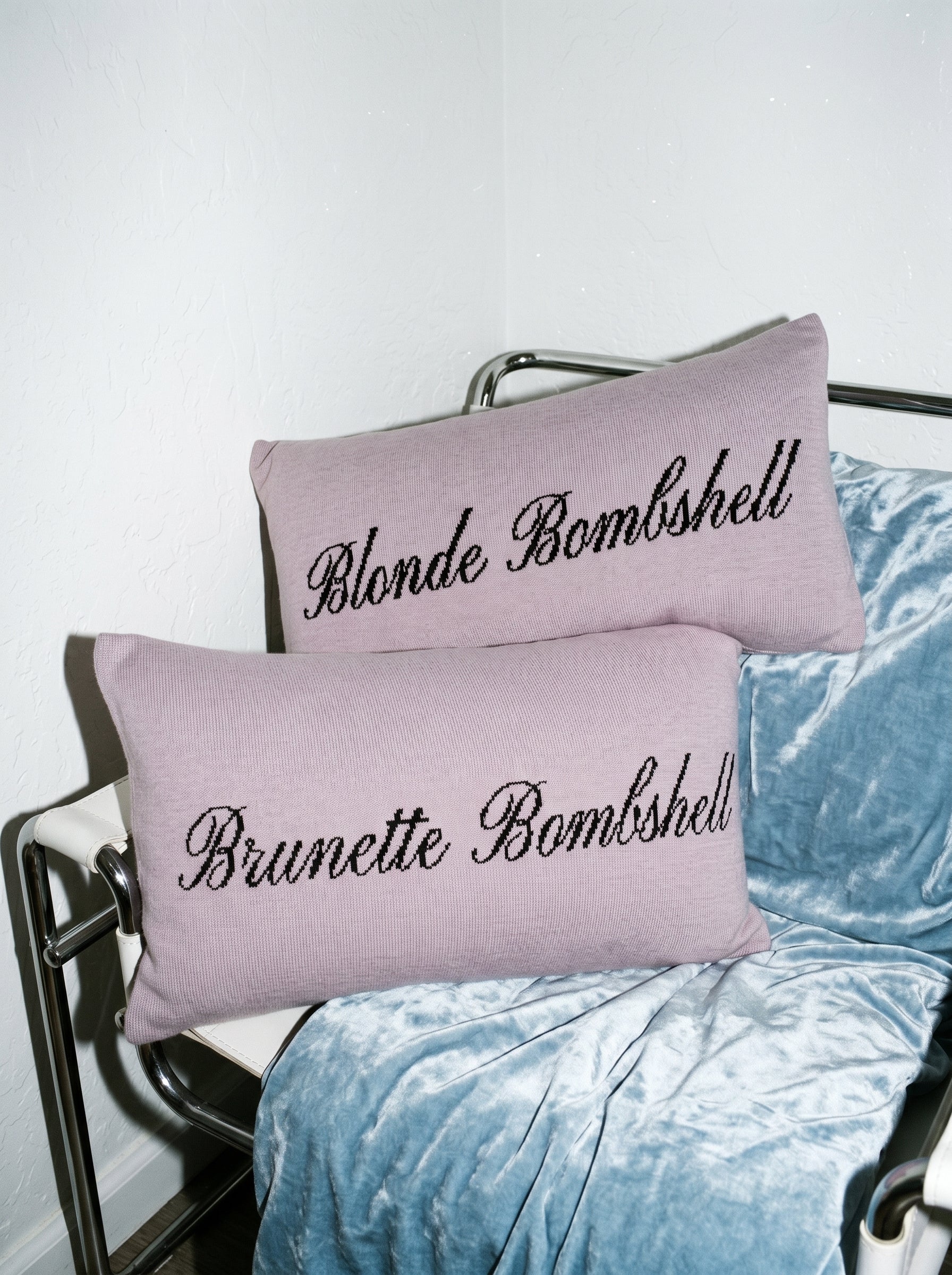 BLOND BOMBSHELL